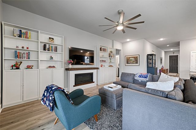 1809 Arbor Drive, Forney, TX 75126
