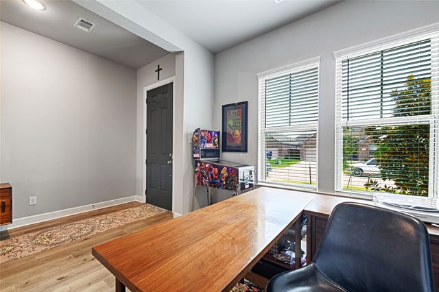1809 Arbor Drive, Forney, TX 75126
