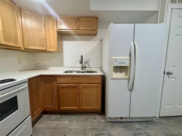 1841 Wooten Park DR 101, Austin, TX 78757