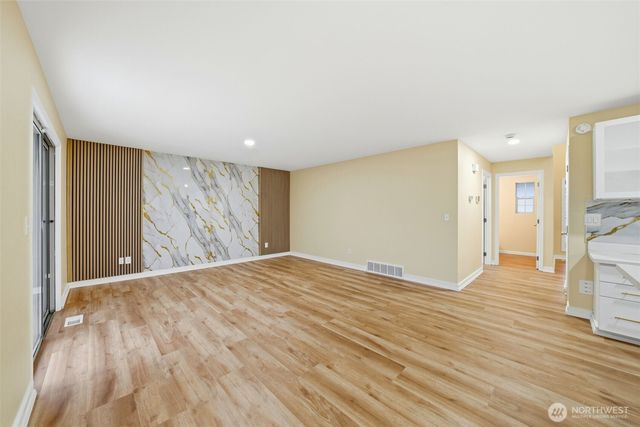 20319 120th Avenue SE, Kent, WA 98031