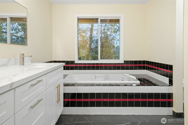 20319 120th Avenue SE, Kent, WA 98031