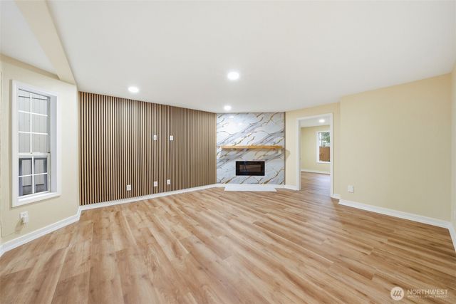 20319 120th Avenue SE, Kent, WA 98031