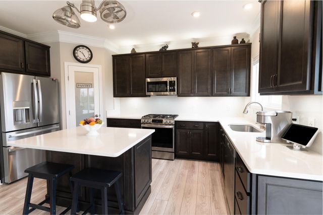 5019 Pinebluff Court, Burlington, KY 41005