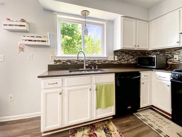 7025 96th AVENUE, Kenosha, WI 53142