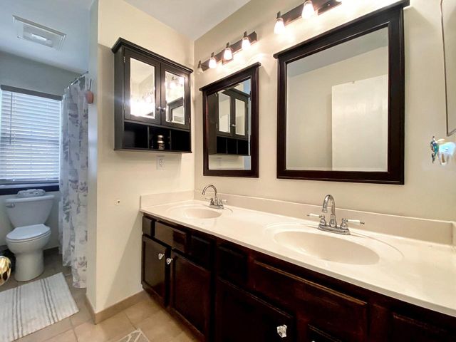 7025 96th AVENUE, Kenosha, WI 53142