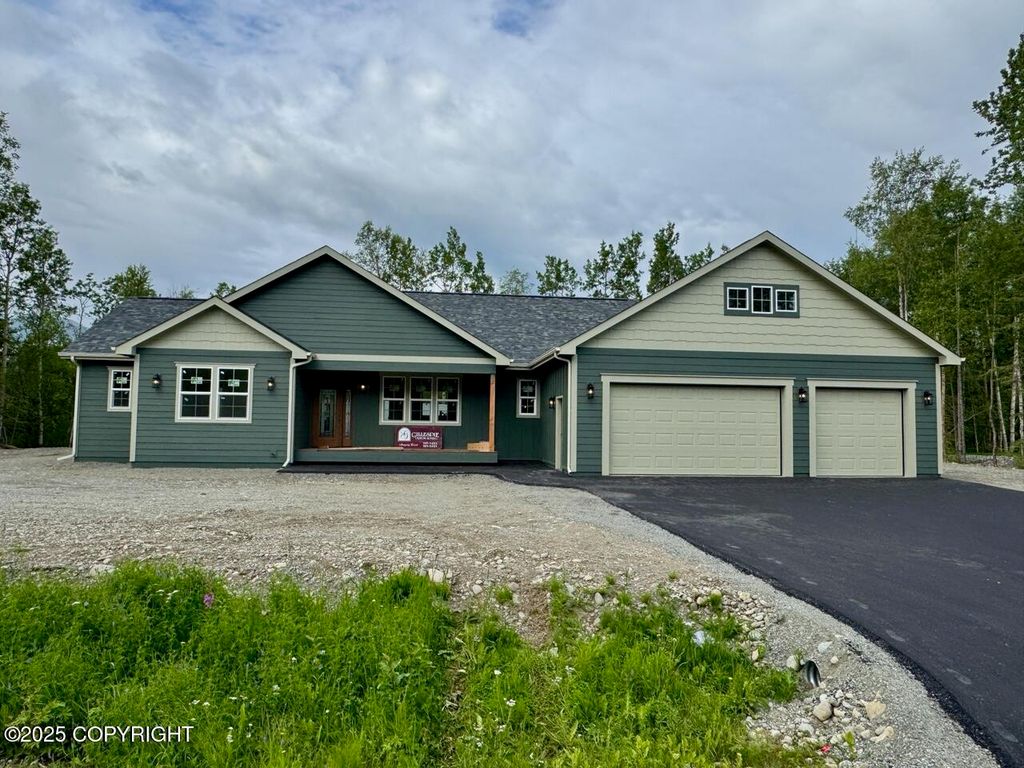 9075 E Alpine View Drive, Palmer, AK 99645