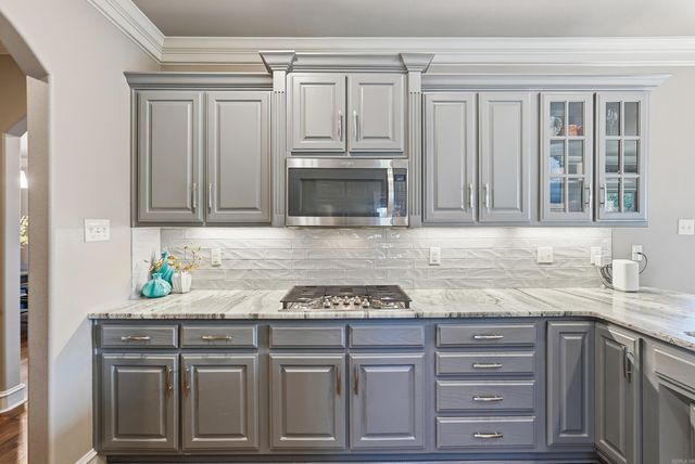 104 Village Creek Court, North Little Rock, AR 72116