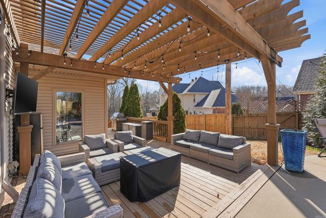 104 Village Creek Court, North Little Rock, AR 72116