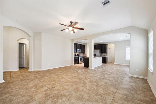 208 Morgan Isle Lane, Dickinson, TX 77539