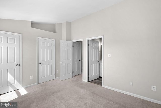 6511 SKYLEMAR TRL, Centreville, VA 20121