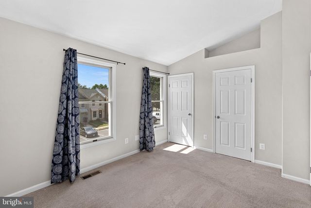 6511 SKYLEMAR TRL, Centreville, VA 20121