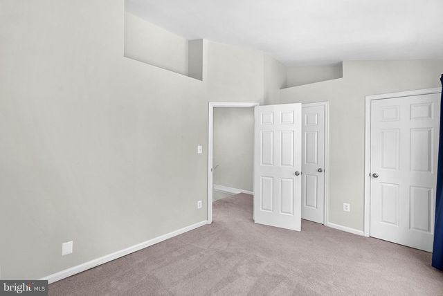 6511 SKYLEMAR TRL, Centreville, VA 20121