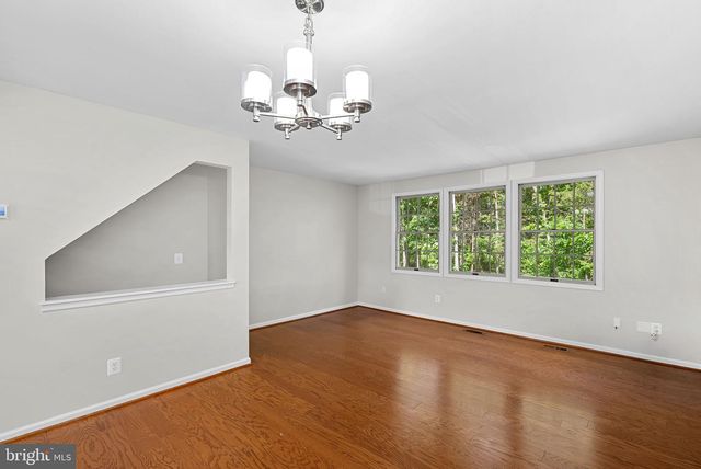 6511 SKYLEMAR TRL, Centreville, VA 20121