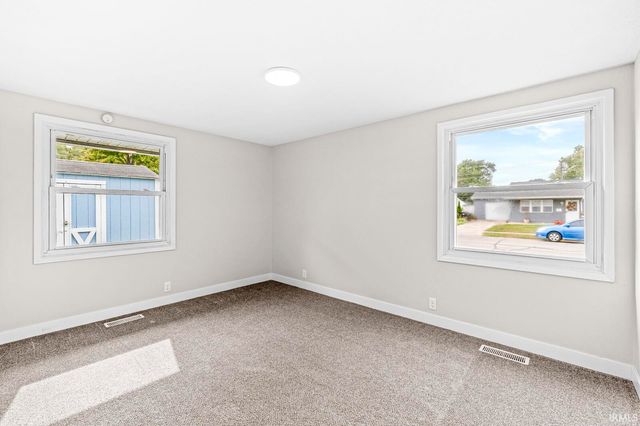 3404 Brighton Place, South Bend, IN 46615