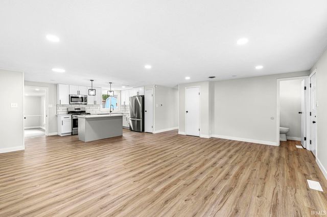3404 Brighton Place, South Bend, IN 46615