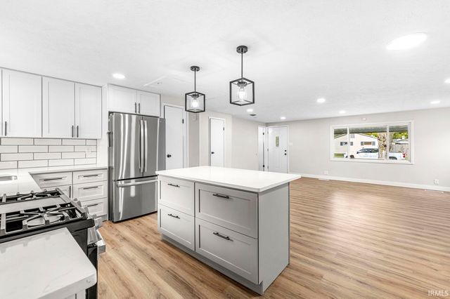 3404 Brighton Place, South Bend, IN 46615