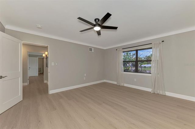 1822 RIVERSIDE DRIVE E, Bradenton, FL 34208