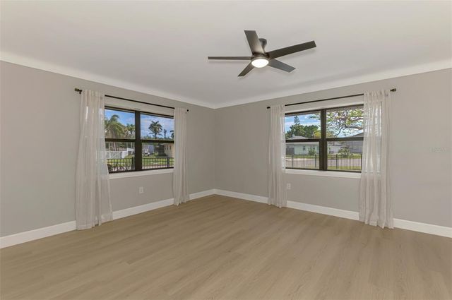 1822 RIVERSIDE DRIVE E, Bradenton, FL 34208