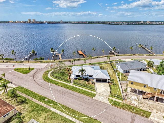 1822 RIVERSIDE DRIVE E, Bradenton, FL 34208