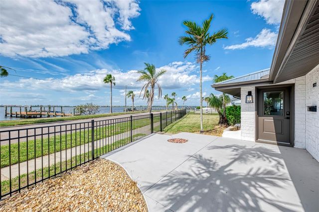 1822 RIVERSIDE DRIVE E, Bradenton, FL 34208
