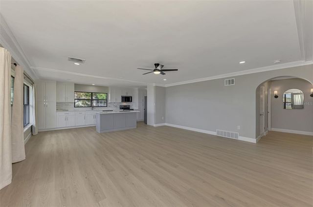 1822 RIVERSIDE DRIVE E, Bradenton, FL 34208