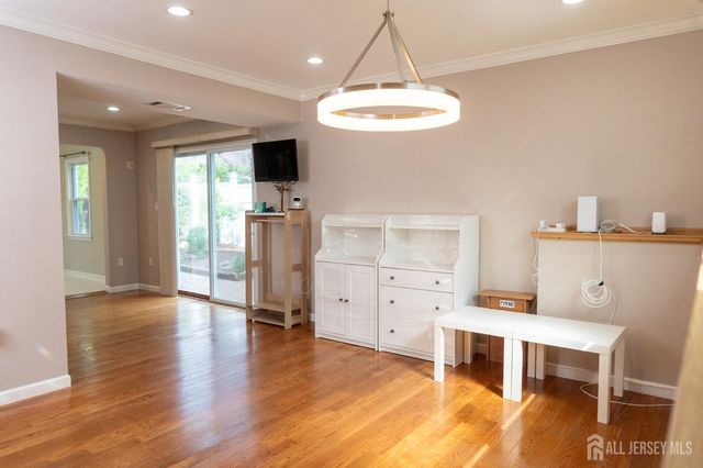 14 Hopatcong Drive, Lawrence, NJ 08648