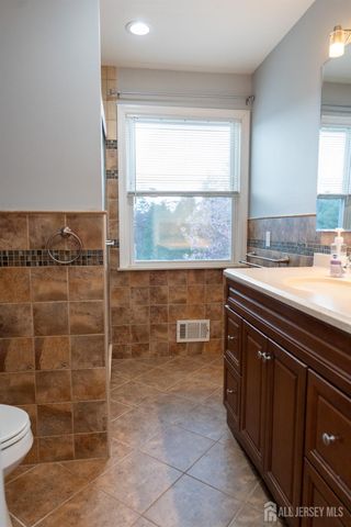 14 Hopatcong Drive, Lawrence, NJ 08648