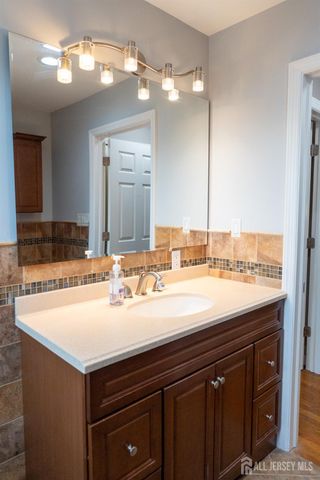 14 Hopatcong Drive, Lawrence, NJ 08648