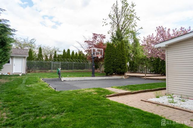 14 Hopatcong Drive, Lawrence, NJ 08648