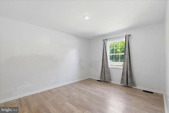 3693 BROOKESIDE DR, Chesapeake Beach, MD 20732