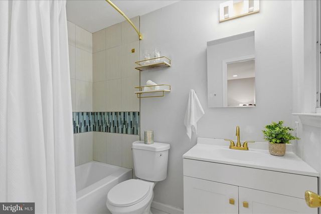 3693 BROOKESIDE DR, Chesapeake Beach, MD 20732