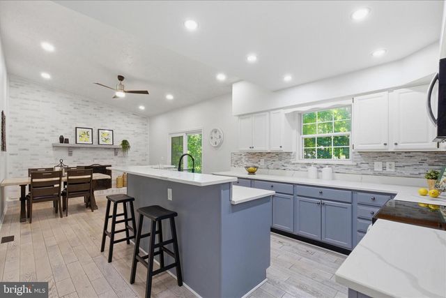 3693 BROOKESIDE DR, Chesapeake Beach, MD 20732