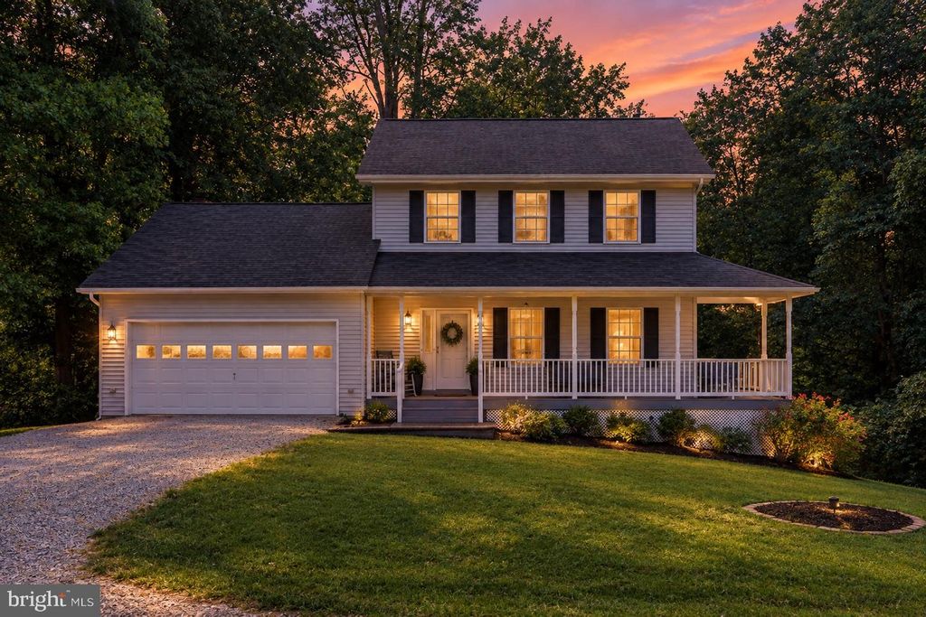 3693 BROOKESIDE DR, Chesapeake Beach, MD 20732