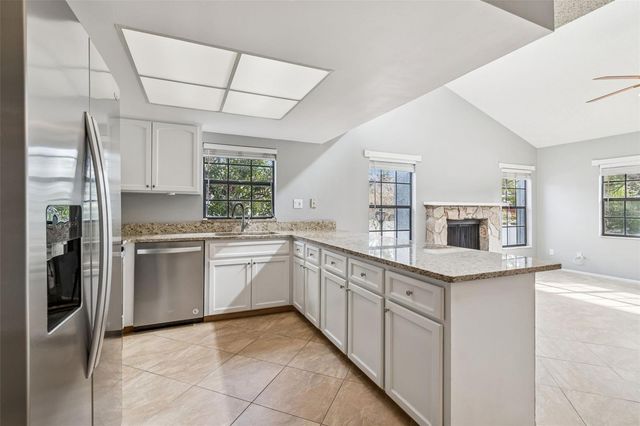 5732 CALAIS BOULEVARD N 6, St Petersburg, FL 33714