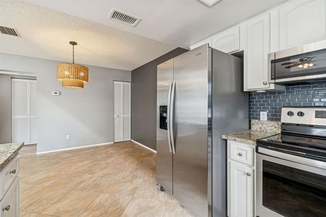 5732 CALAIS BOULEVARD N 6, St Petersburg, FL 33714