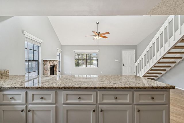 5732 CALAIS BOULEVARD N 6, St Petersburg, FL 33714