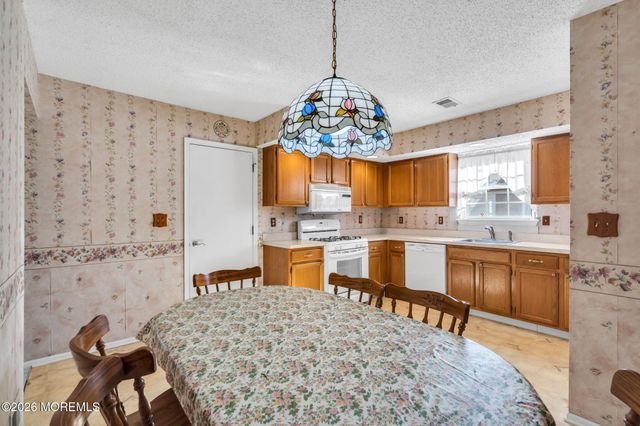 13 Golden Rod Court, Brick, NJ 08724