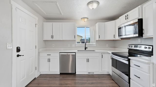 9070 S CORLISS AVE, West Jordan, UT 84088
