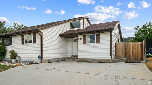9070 S CORLISS AVE, West Jordan, UT 84088