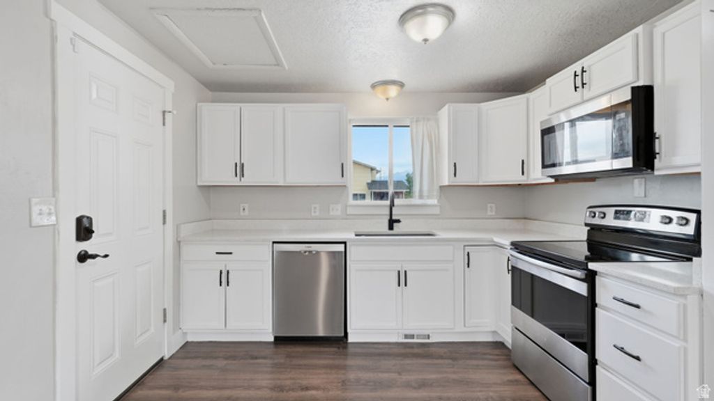 9070 S CORLISS AVE, West Jordan, UT 84088 — photo 3