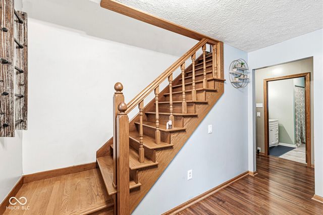 6617 S Lawndale Avenue, Indianapolis, IN 46221
