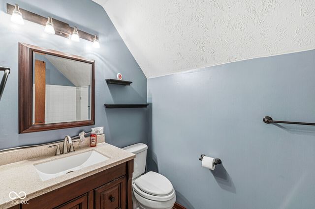 6617 S Lawndale Avenue, Indianapolis, IN 46221