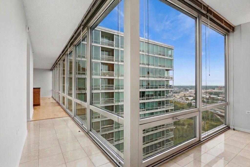 9715 Woods Drive 1710, Skokie, IL 60077 — photo 5