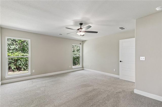 22692 W 87th Street, Lenexa, KS 66227