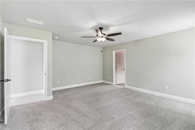22692 W 87th Street, Lenexa, KS 66227