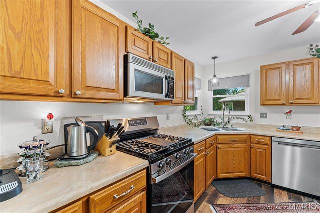 461 Schwarz Road, O'fallon, IL 62269
