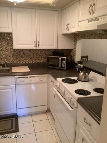 8649 E ROYAL PALM Road 104, Scottsdale, AZ 85258