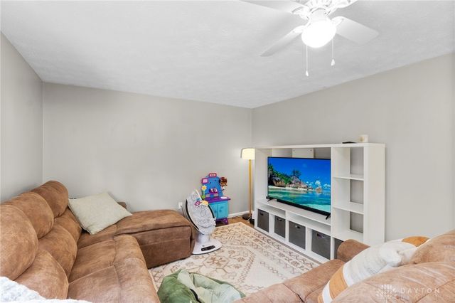 6427 Silver Pheasant Court, Dayton, OH 45424
