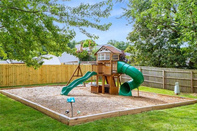 6427 Silver Pheasant Court, Dayton, OH 45424