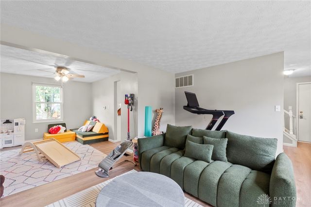 6427 Silver Pheasant Court, Dayton, OH 45424